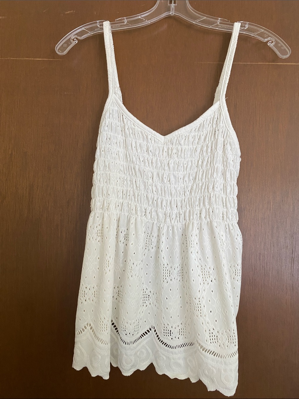 White Lace Tank Top 🌞